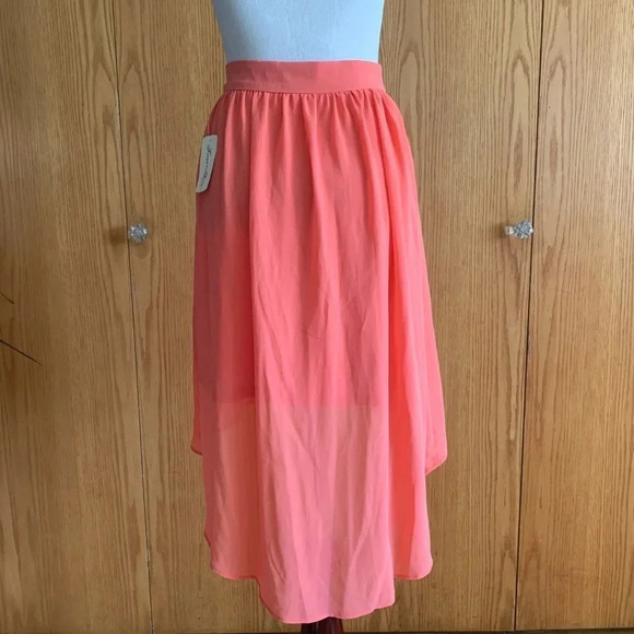 **NEW Forever 21 High Low Skirt - Picture 3 of 6